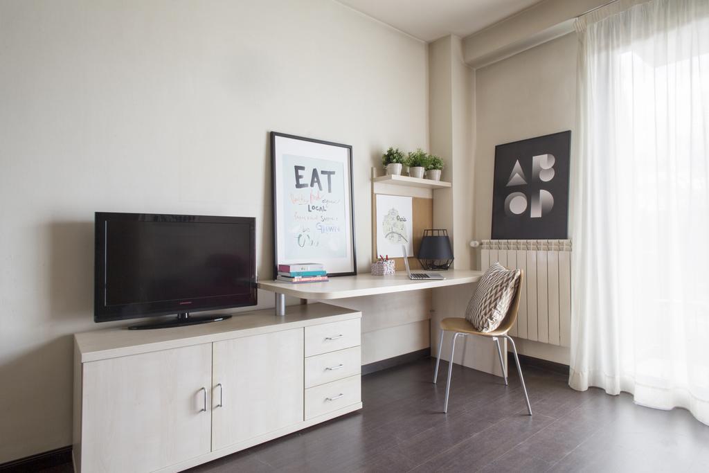 Residencia Universitaria Resa Giner De Los Rios Alcalá de Henares Exteriér fotografie