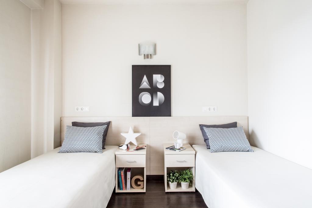 Residencia Universitaria Resa Giner De Los Rios Alcalá de Henares Exteriér fotografie